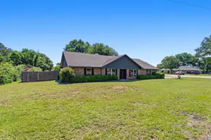 17621 Summer Pl, Whitehouse, TX 75791 - Photo 2