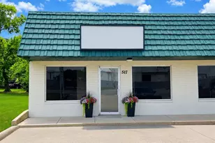 517 N 9th St, Midlothian, TX 76065 - Photo 1
