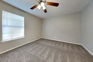 7621 Pebble Beach Dr, Rowlett, TX 75088 - Photo 10