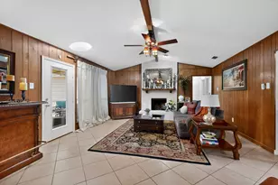 1021 Holland Dr, Garland, TX 75040 - Photo 6