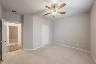 601 Bethpage Dr, Red Oak, TX 75154 - Photo 28