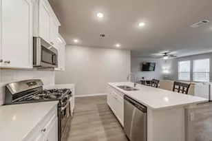 601 Bethpage Dr, Red Oak, TX 75154 - Photo 10