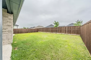 601 Bethpage Dr, Red Oak, TX 75154 - Photo 34