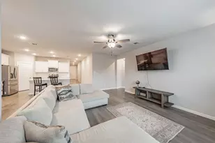 601 Bethpage Dr, Red Oak, TX 75154 - Photo 14