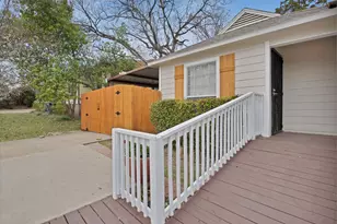2815 W 8th St, Dallas, TX 75211 - Photo 6