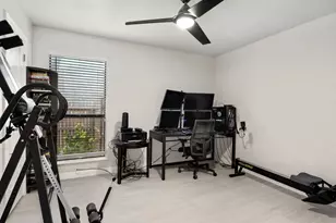 2101 Park Willow Ln, Arlington, TX 76011 - Photo 16