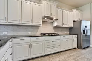 253 Gill Point Ln, Aledo, TX 76008 - Photo 14