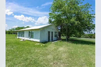 5444 Wellservice Road, Bowie, TX 76230 - Photo 22