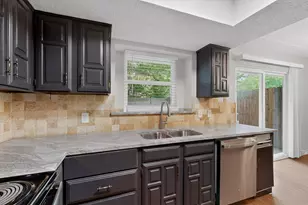3725 Northridge Dr, Irving, TX 75038 - Photo 16