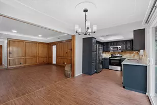 3725 Northridge Dr, Irving, TX 75038 - Photo 10