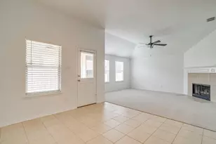 15712 Landing Creek Ln, Fort Worth, TX 76262 - Photo 10