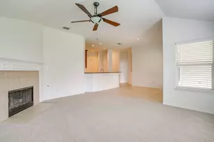 15712 Landing Creek Ln, Fort Worth, TX 76262 - Photo 12