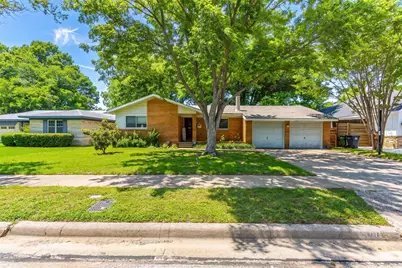 1916 Valley Lane, Arlington, TX 76013 - Photo 2