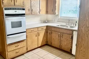1100 N Lamb St, Bowie, TX 76230 - Photo 12