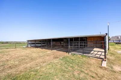 911 McVoid Road, Springtown, TX 76082 - Photo 34