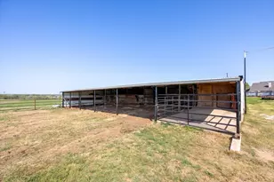 911 McVoid Rd, Springtown, TX 76082 - Photo 34
