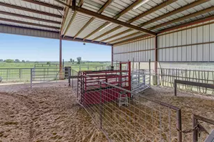 911 McVoid Rd, Springtown, TX 76082 - Photo 26