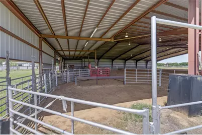 911 McVoid Road, Springtown, TX 76082 - Photo 24