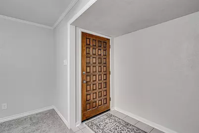 2118 Butterfield Trail, Grand Prairie, TX 75052 - Photo 4