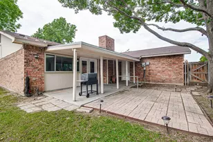 2118 Butterfield Trail, Grand Prairie, TX 75052 - Photo 28