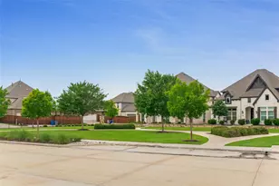 12569 Royal Oaks Ln, Farmers Branch, TX 75234 - Photo 32