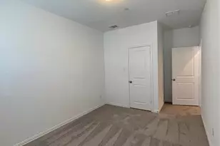 9931 Tolbert St, Irving, TX 75063 - Photo 22