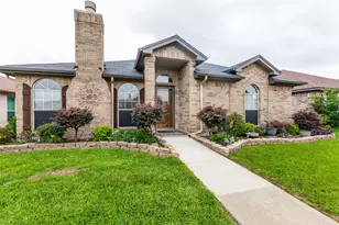 1920 Walden Pl, Mesquite, TX 75181 - Photo 2
