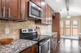 3329 Fontaine St, Plano, TX 75075 - Photo 10