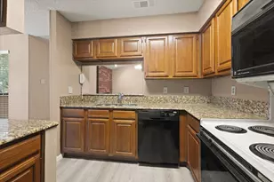 1201 Harwell Dr, Arlington, TX 76011 - Photo 16