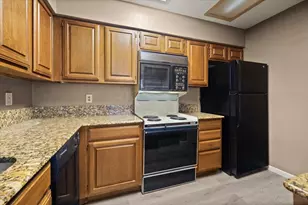 1201 Harwell Dr, Arlington, TX 76011 - Photo 14