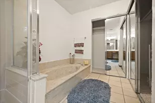 1201 Harwell Dr, Arlington, TX 76011 - Photo 24