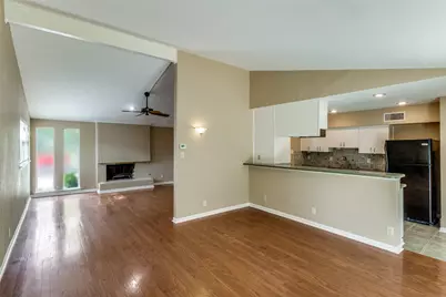 11353 Coral Hills Drive, Dallas, TX 75229 - Photo 4