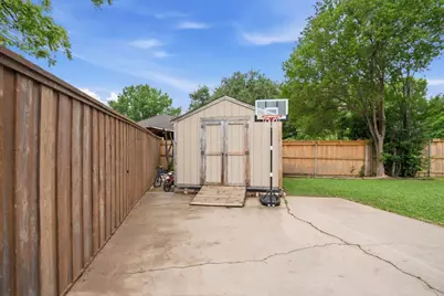 1705 Louella Court, Hurst, TX 76054 - Photo 38