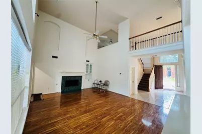 2762 Hillview Drive, Lewisville, TX 75067 - Photo 6