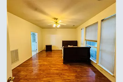 2762 Hillview Drive, Lewisville, TX 75067 - Photo 10