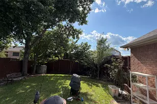 2762 Hillview Dr, Lewisville, TX 75067 - Photo 26
