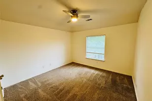 2762 Hillview Dr, Lewisville, TX 75067 - Photo 18
