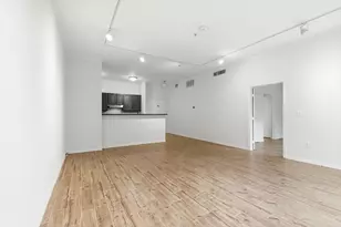 2305 Worthington St, Dallas, TX 75204 - Photo 6
