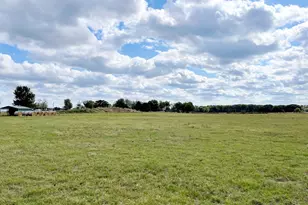 272 County Road 2062, Klondike, TX 75448 - Photo 24