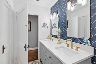 2125 Cardinal Ln, Fort Worth, TX 76111 - Photo 20