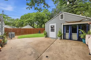 2125 Cardinal Ln, Fort Worth, TX 76111 - Photo 26