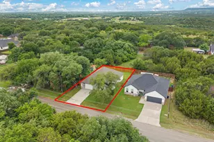3023 Steepleridge Cir, Granbury, TX 76048 - Photo 30