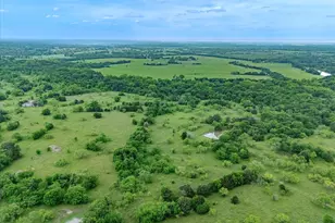 750 Lyons Rd, Ennis, TX 75119 - Photo 34