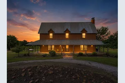 750 Lyons Road, Ennis, TX 75119 - Photo 2