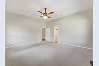 750 Lyons Road, Ennis, TX 75119 - Photo 8