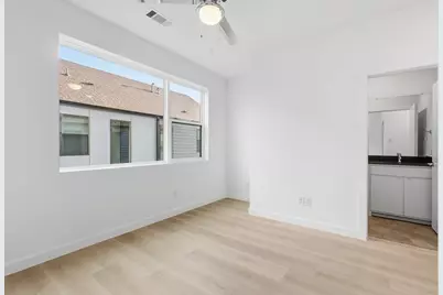 427 W 10th Street #502, Dallas, TX 75208 - Photo 18