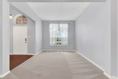 11201 Creekwood Drive, Frisco, TX 75035 - Photo 4