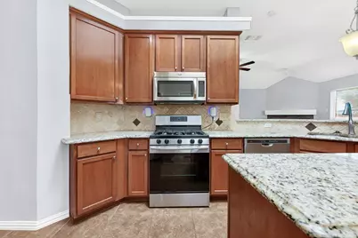 11201 Creekwood Drive, Frisco, TX 75035 - Photo 12