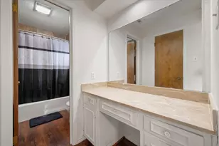 7636 Blue Carriage Ln, Fort Worth, TX 76120 - Photo 14