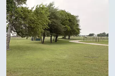 1746 Cr 4522, Decatur, TX 76234 - Photo 10